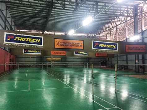 badminton court kota damansara